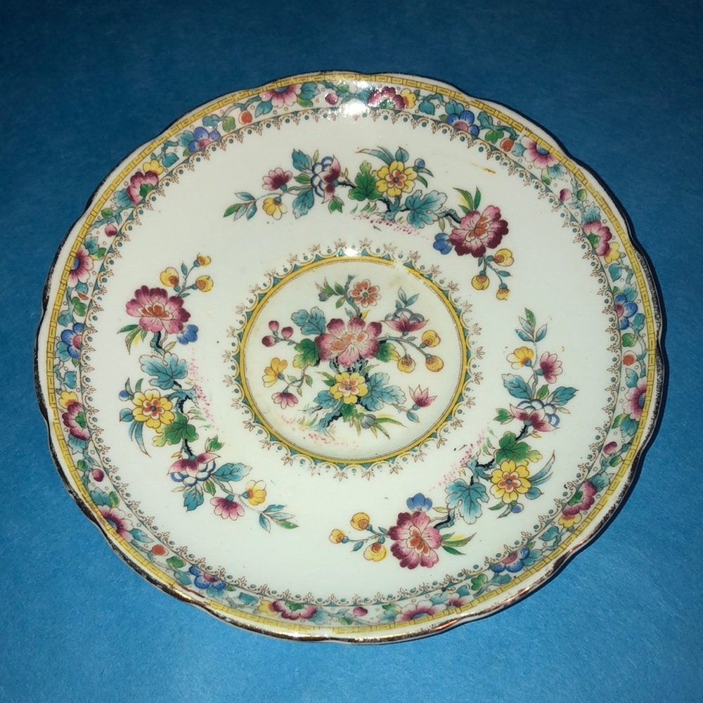 Foley Bone China Ming Rose saucer